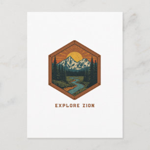 Carte Postale Aventure Montagneuse Vintage Badge Rétro
