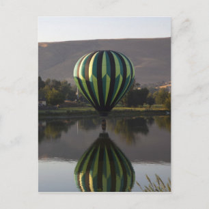 Carte Postale Ballon à air chaud au-dessus de la rivière Yakima