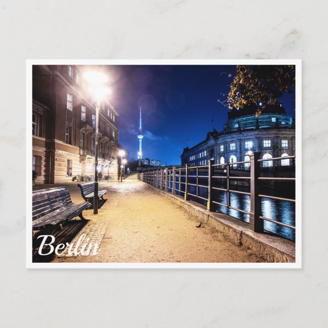 Carte Postale Bancs près de la rivière Spree à Berlin, Allemagne (Devant)