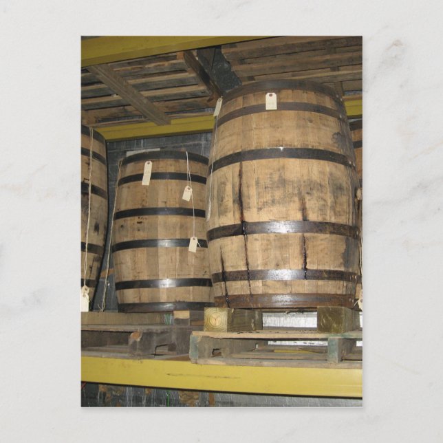 Carte Postale Barils de Whiskey (Devant)