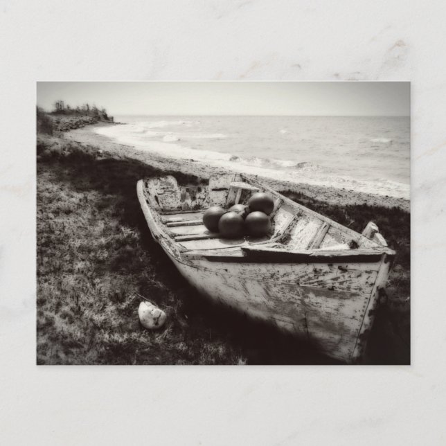 Carte Postale Bateau de pêche noir et blanc (Devant)