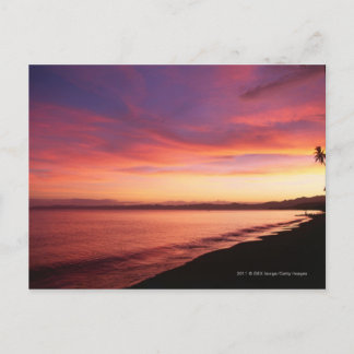 Carte Postale Beau coucher de soleil sur la plage