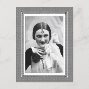 Carte Postale Beauté vintage - Flirty - en noir et blanc