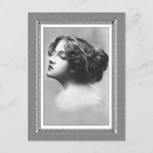 Carte Postale Beauté vintage - Inintéressée - en noir et blanc