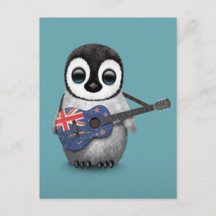 Carte Postale Bébé Penguin Jouer le drapeau de la Nouvelle-Zélan