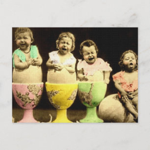 Carte Postale Bébés de la coupe d'oeufs