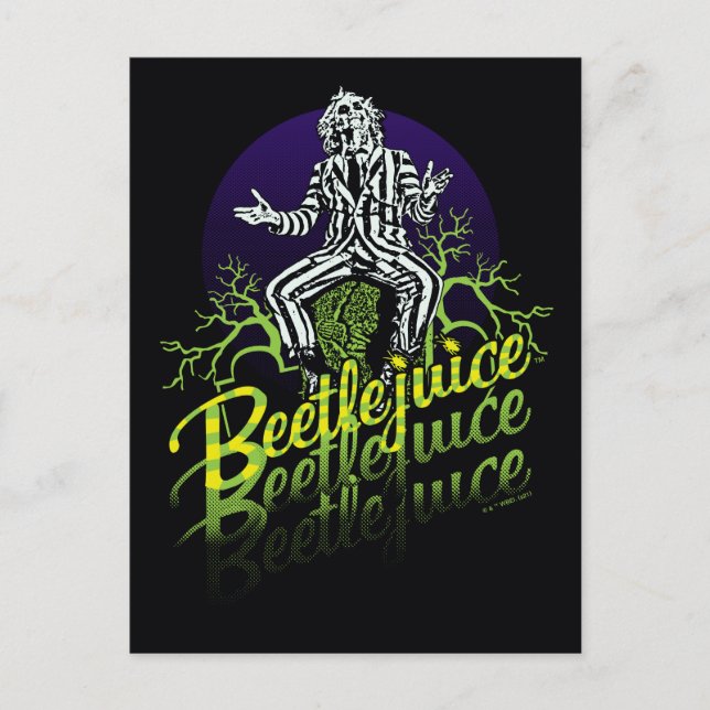 Carte Postale Beetlejus | Assis sur une pierre tombale (Devant)
