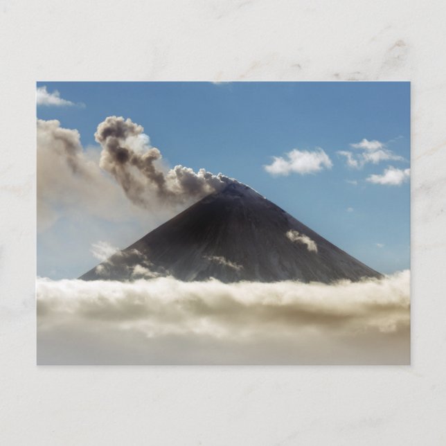 Carte Postale Belle éruption Volcan Klyuchevskoy. Russie (Devant)