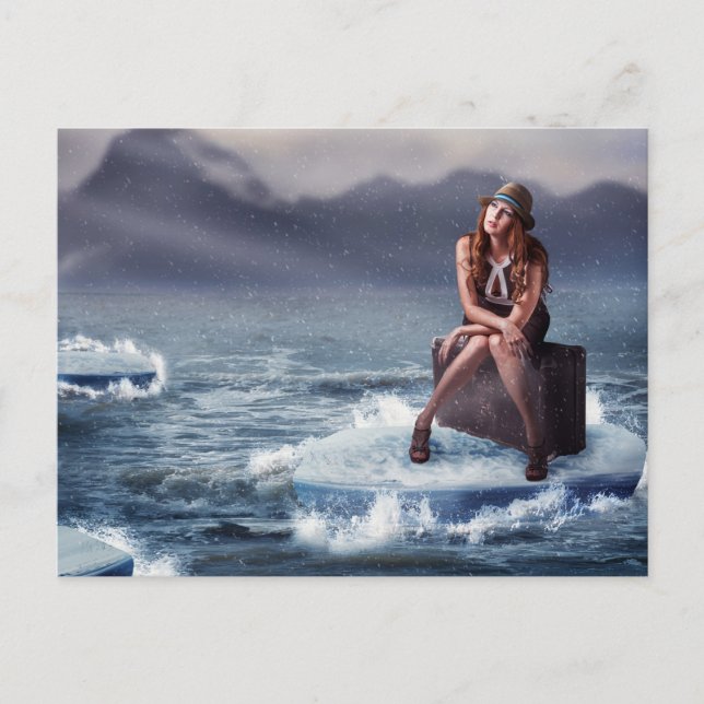 Carte Postale Belle femme assise sur une valise (Devant)