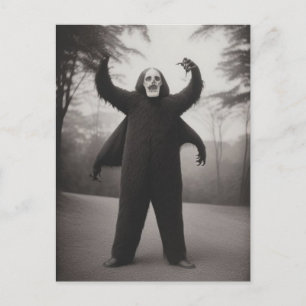 Carte postale Bizarre Monster Halloween