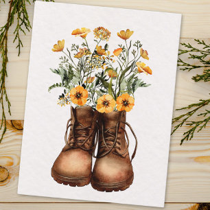 Carte Postale Bottes de Randonnée Jaune à l'extérieur