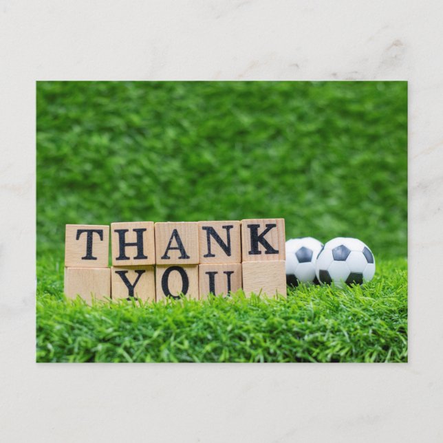 Carte Postale Boule de football avec mot Merci sont sur herbe ve (Devant)