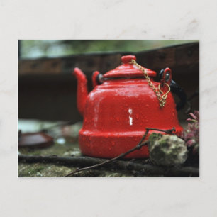 Carte Postale Bouteille de thé rouge romantique
