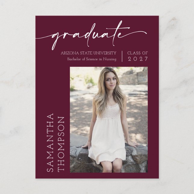 Carte Postale Burgundy Script Minimal Elle L'A Fait Photo Gradua (Devant)
