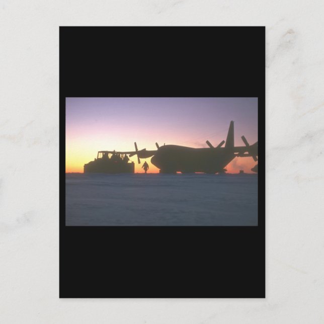 Carte Postale C-130 Transport d'Hercules en tant qu'aéronef mili (Devant)