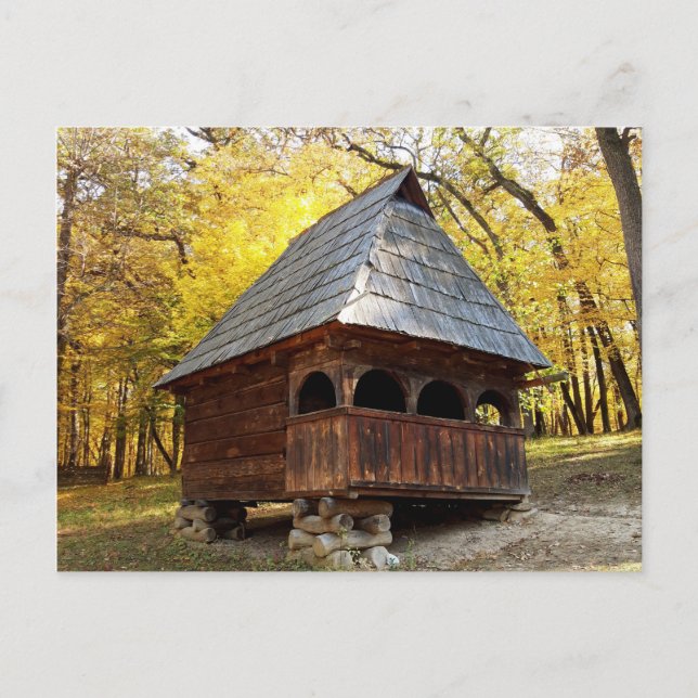 Carte Postale Cabine roumain rustique en bois en automne (Devant)