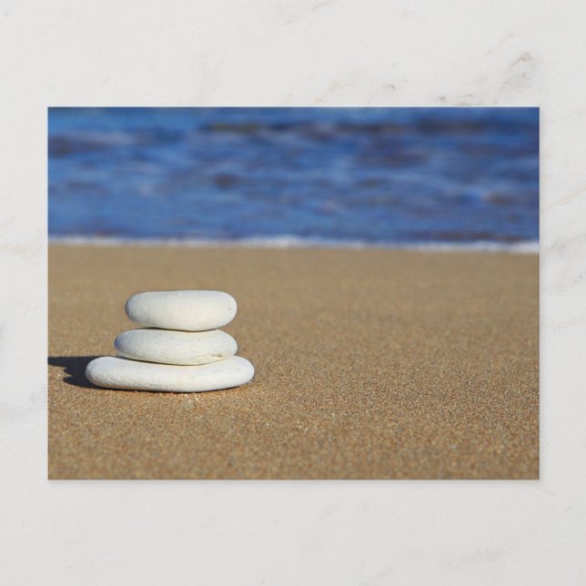 Carte Postale Cairn sur le sable (Devant)