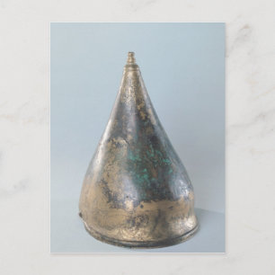 Carte Postale Casque avec décoration incise