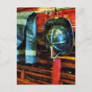 Carte Postale Casque et veste de pompier