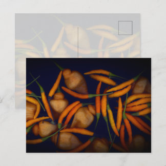 Carte Postale Certains aiment le poivre orange chaud