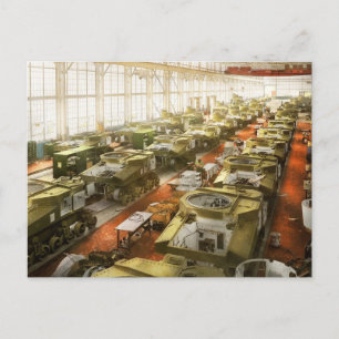 Carte Postale Char - Usine - Chars pour les souvenirs 1941