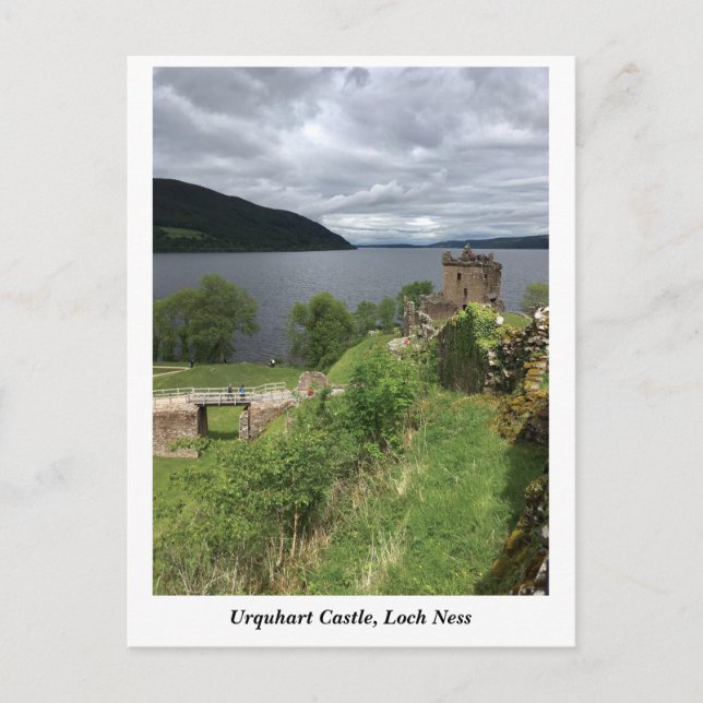 Carte Postale Château d'Urquhart sur Loch Ness, Highlands Scotla (Devant)