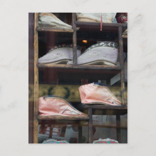Carte Postale Chaussure chinoise vintage