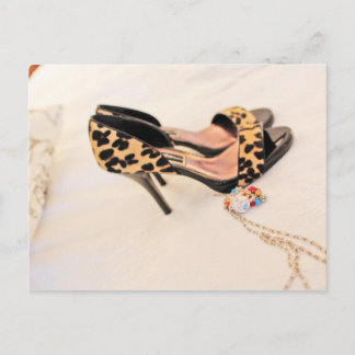 Carte Postale chaussures léopard