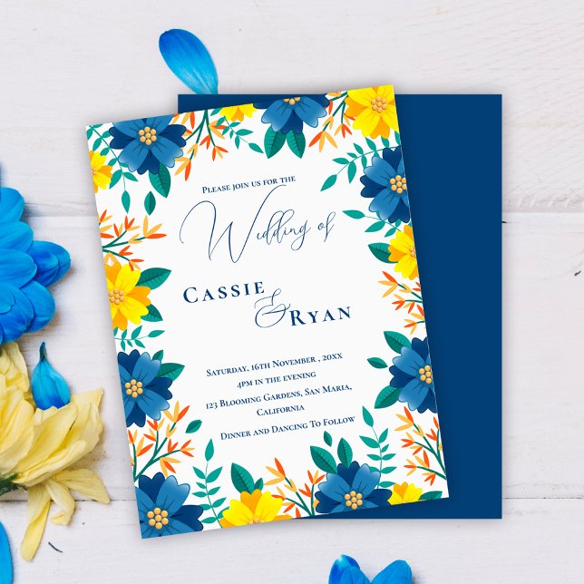 Carte Postale Chic tendance Faire-part de mariage florale bleu j (Chic Trendy Blue Yellow Floral Wedding Invitation Postcard)