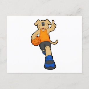 Carte Postale Chien comme joueur de basket-ball avec basket-ball