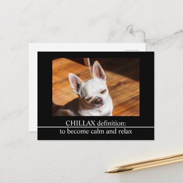 Carte Postale Chillax Chihuahua somnolent langue détendue sortie (Devant/Arrière en situation)
