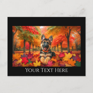Carte Postale Chiot berger allemand jouer dans les feuilles d'au