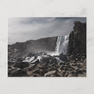 Carte Postale Chute d'eau à Õingvellir