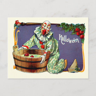 Carte Postale Clown Bouffon Cherchant des Pommes