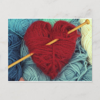 Carte Postale Coeur de laine rouge mignon avec tricot aiguille c