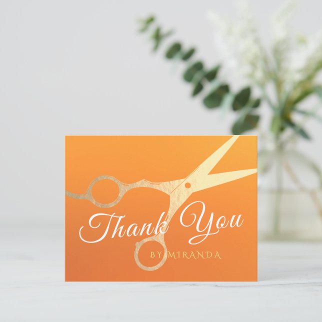 Carte Postale Coiffeur Salon de maquillage Chic Orange Ciseaux o (Debout devant)