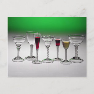 Carte Postale Collection de verres à vin aux tiges tordues