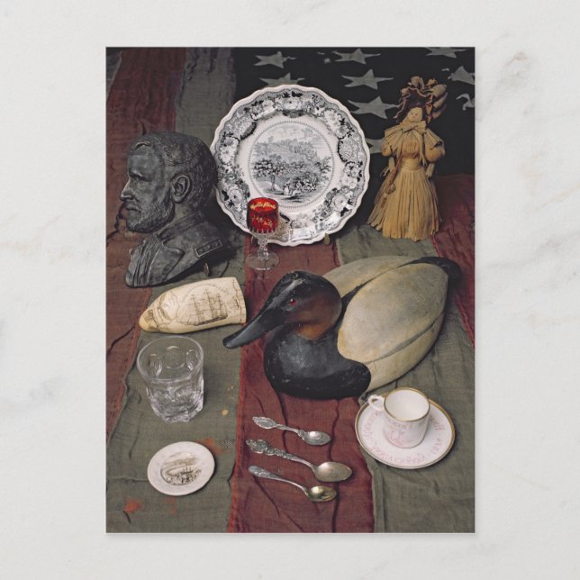 Carte Postale Collection d'objets, y compris une tasse (Devant)