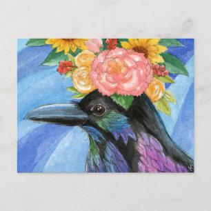 Carte Postale Corneille mignonne portant casquette de fleurs car