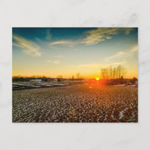 Carte Postale Coucher De Soleil Au-Dessus D'Une Ferme Couverte D