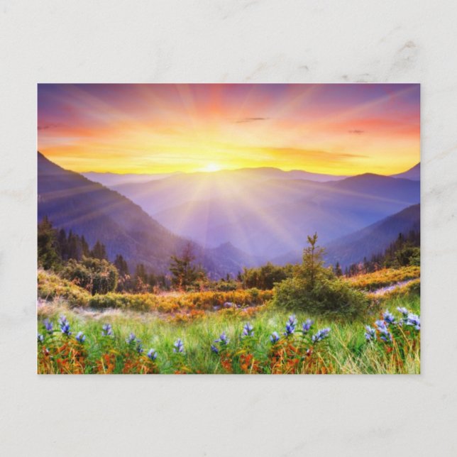 Carte Postale Coucher de soleil majestueux dans le paysage monta (Devant)