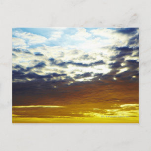 Carte Postale Coucher de soleil Moody bleu jaune avec nuages