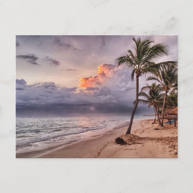 Carte Postale Coucher de soleil sur la plage de sable par vagues (Devant)