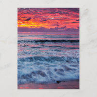 Coucher de soleil sur les vagues de l'océan, Calif