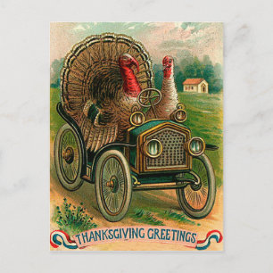 Carte Postale Couple de dindes sur une voiture classique, drôle 
