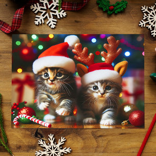 Carte Postale Cute chatons avec le Père Noël et les casquettes d