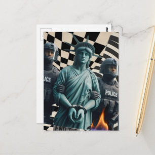 Carte Postale dame de la liberté en contestation arrêtée par la