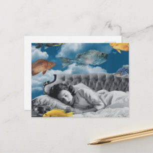 Carte Postale Dame Vintage Endormie dans un Océan de Nuages et d