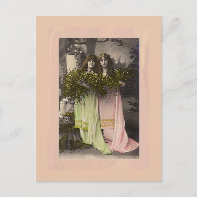 Carte Postale dames victoriennes avec des fleurs dans le cimetiè (Devant)