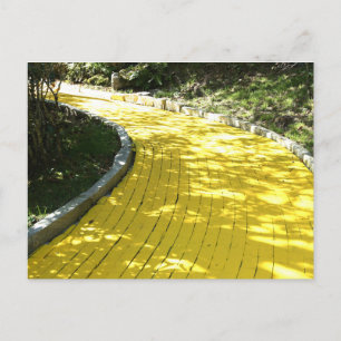 Carte postale de la route en briques jaunes